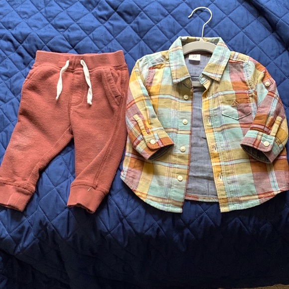 GAP Other - Baby Gap Outfit , 6-12M